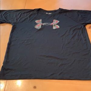 Under Armour black heat gear sports shirt